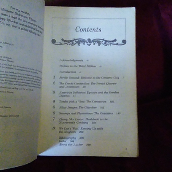 3/$25 Haunted City ~ Anne Rice's New Orleans by Joy Dickinson - Picture 3 of 3